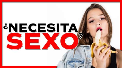 Mujeres desnudas teniendo sexo entre ellas